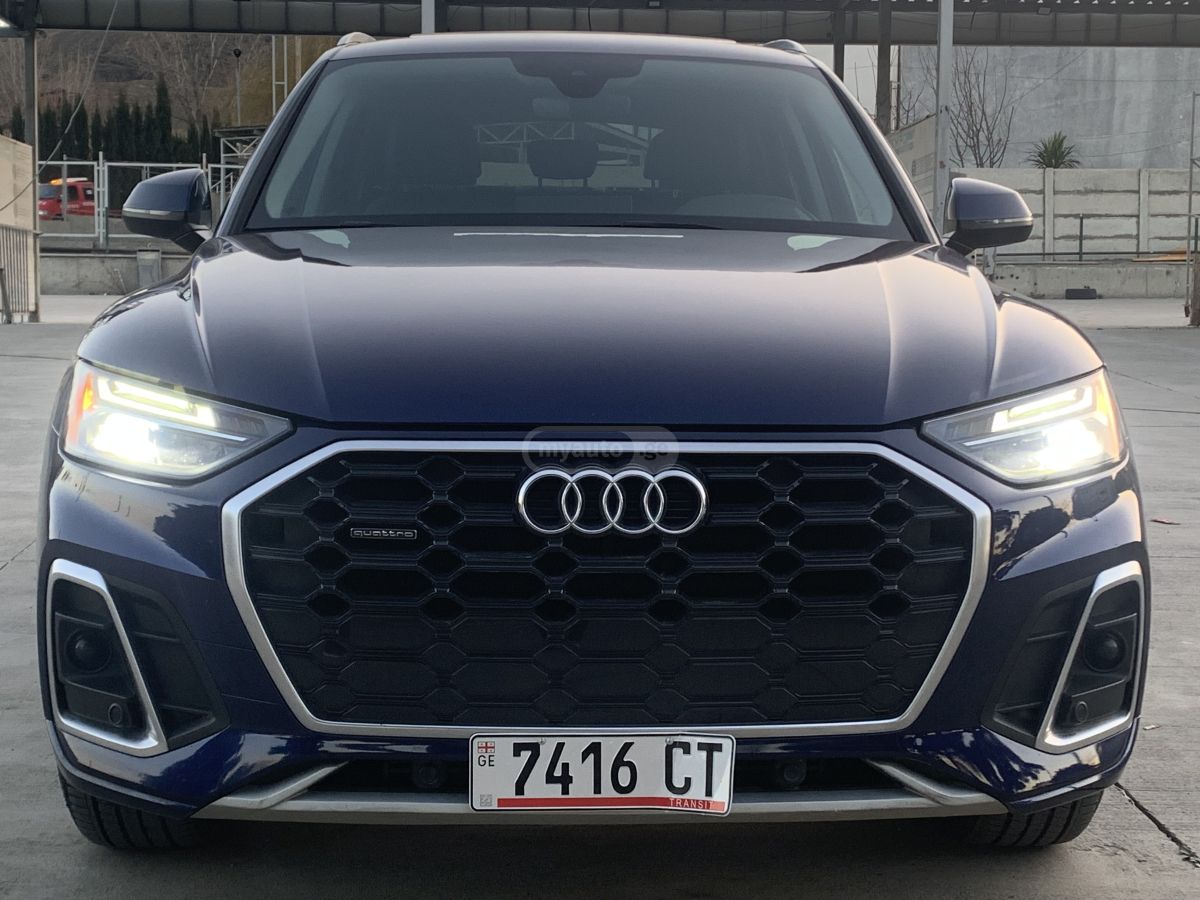 Audi Q5 - фото 1