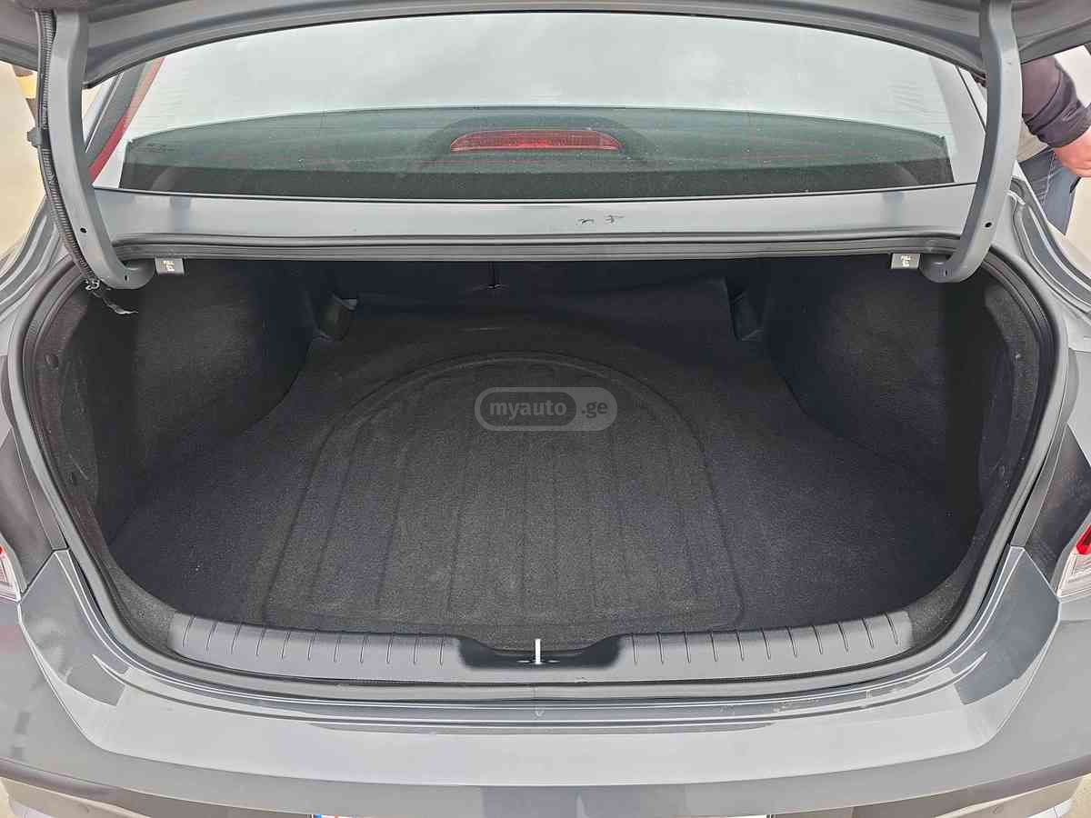 Hyundai Hyundai Elantra — миниатюра 8