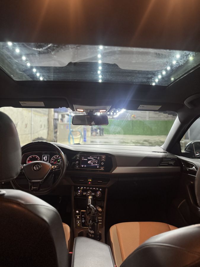 Volkswagen Jetta - фото 6