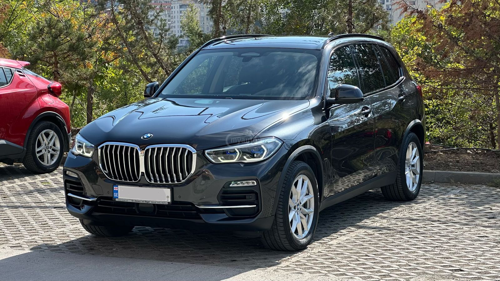 BMW X5 - фото 1