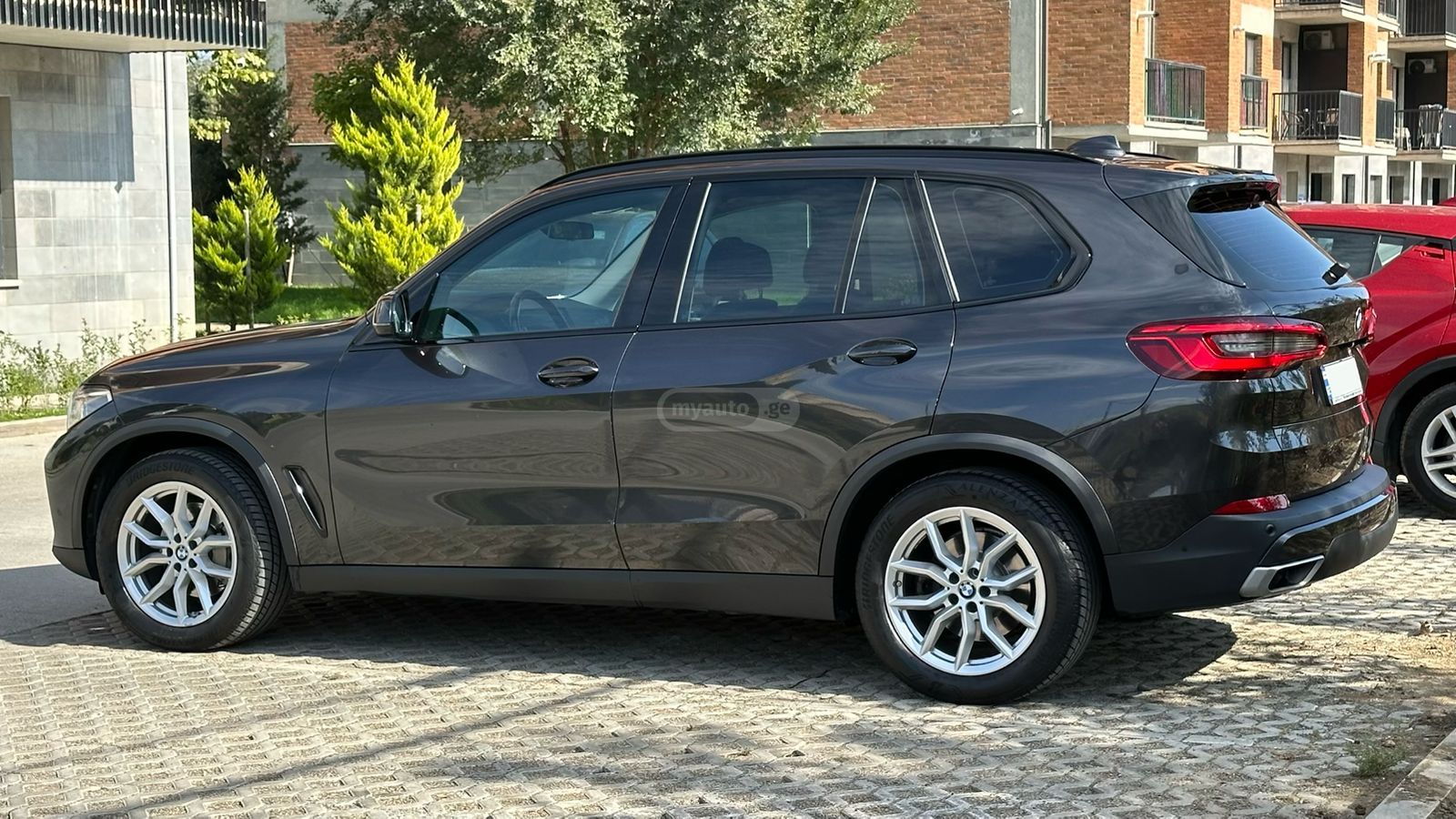 BMW X5 - фото 10