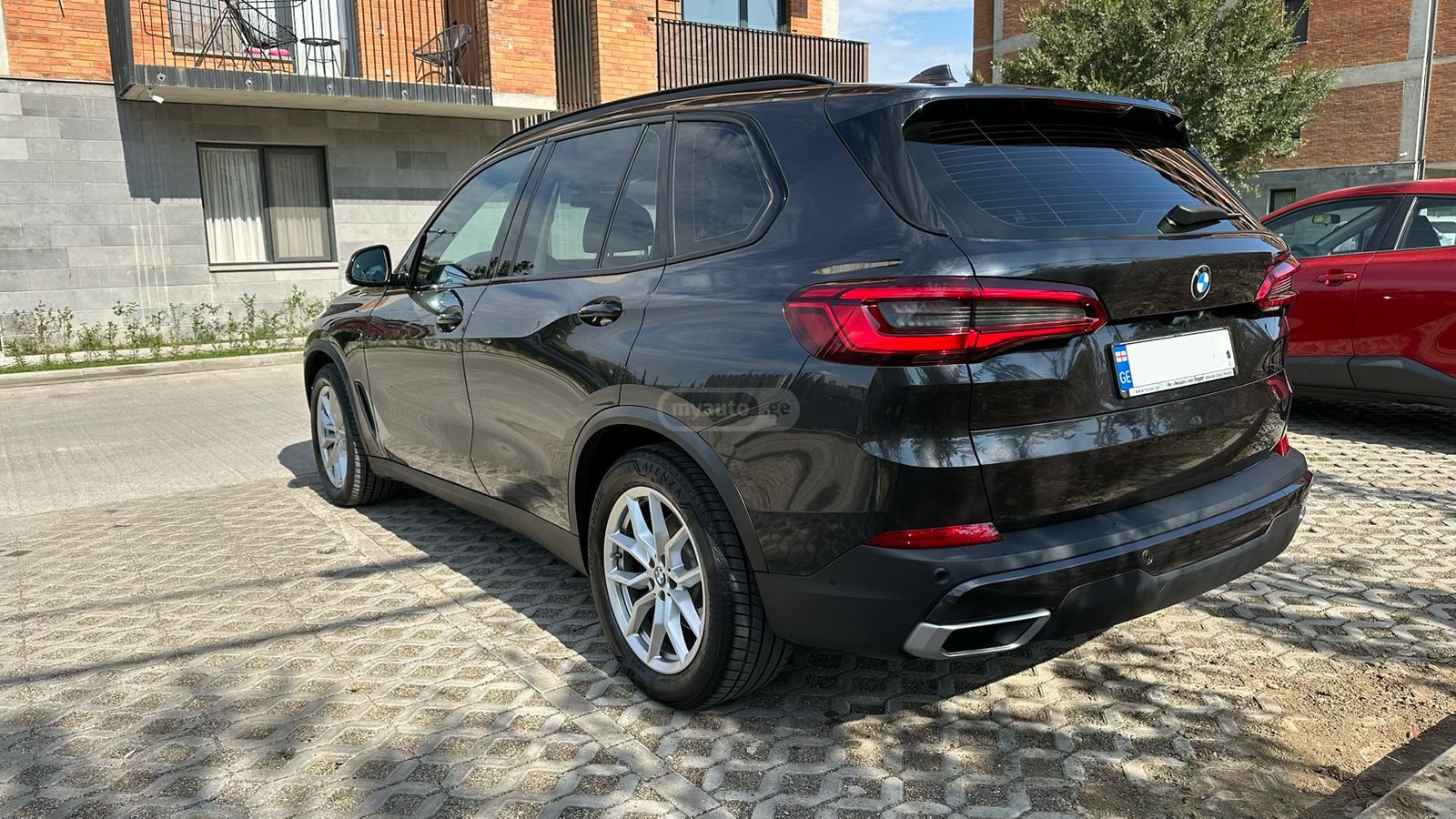 BMW X5 - фото 6