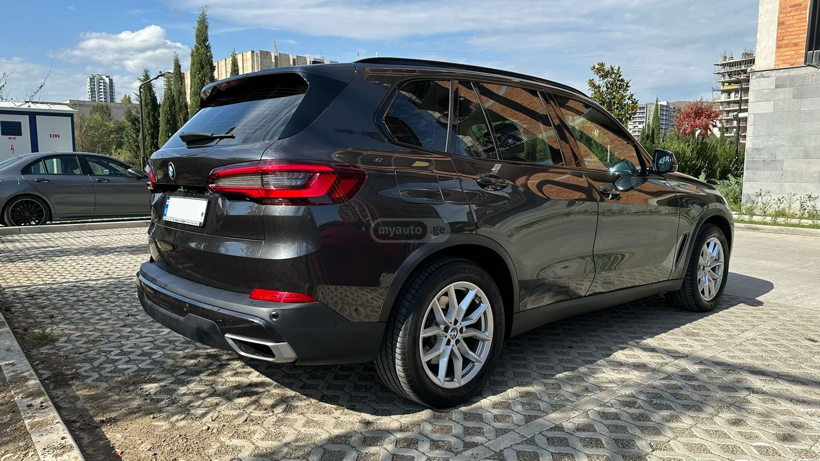 BMW X5 - фото 7