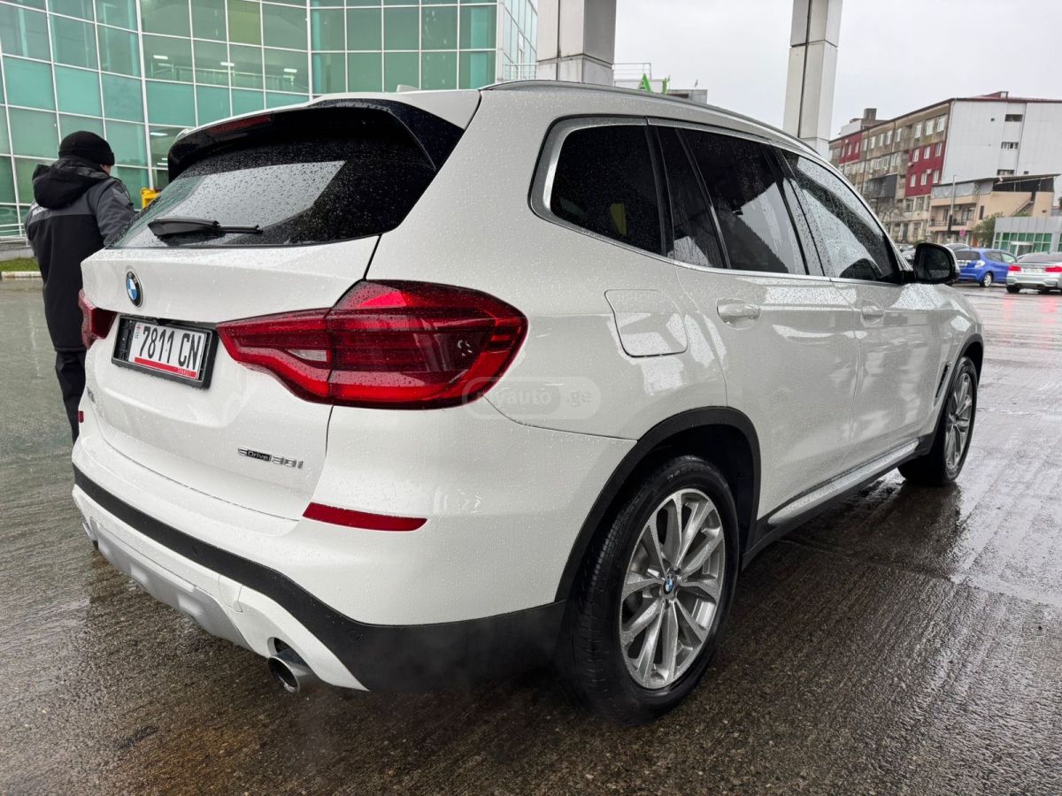 BMW X3 - фото 5