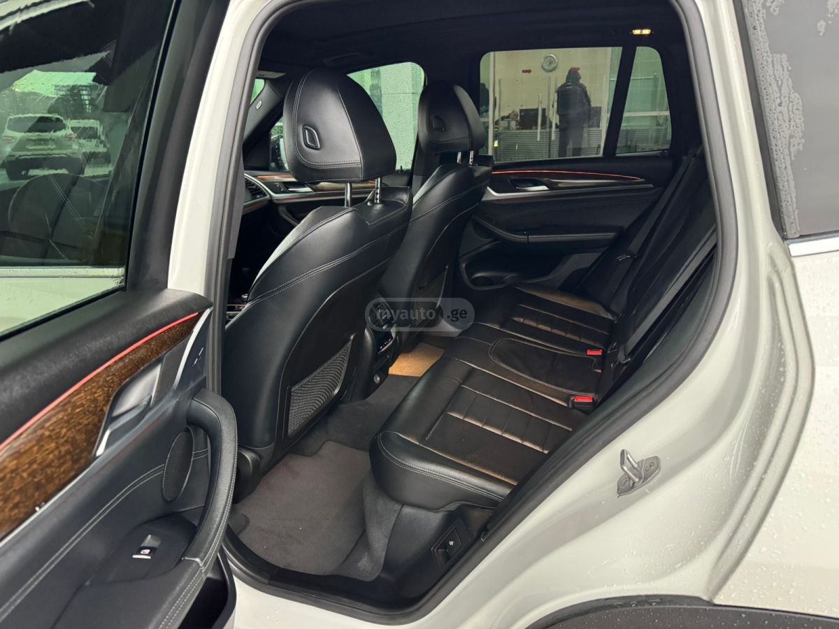 BMW X3 - фото 6