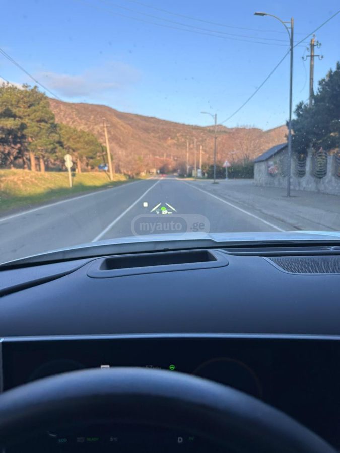 Hyundai Limited Hybrid — миниатюра 7