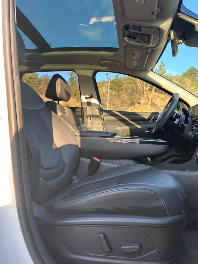 Hyundai Limited Hybrid — миниатюра 8