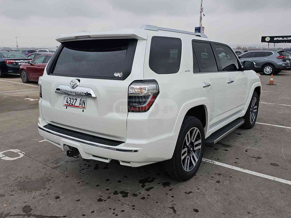 Toyota Toyota 4runner — миниатюра 4