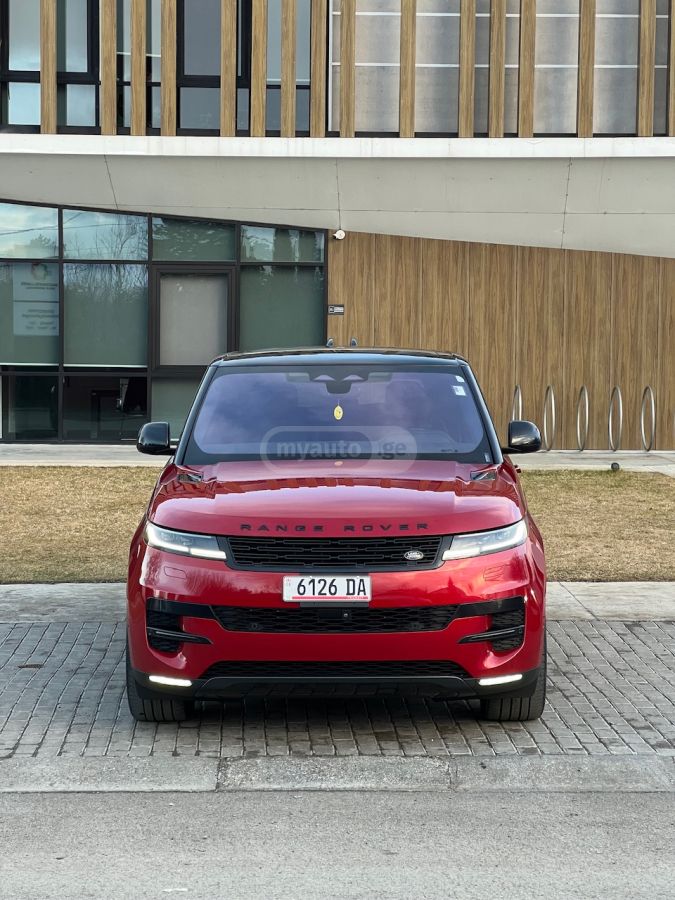Land Rover SE Dynamic 4dr 4x4 Automatic — миниатюра 1