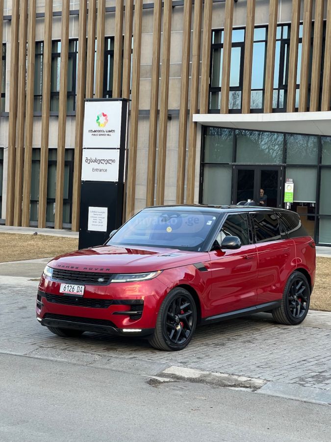 Land Rover SE Dynamic 4dr 4x4 Automatic — миниатюра 3