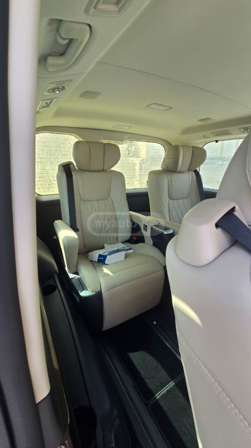 Toyota Alphard 2023 — миниатюра 5