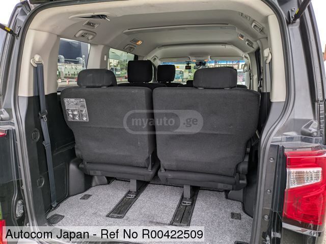 Mitsubishi Delica - фото 13