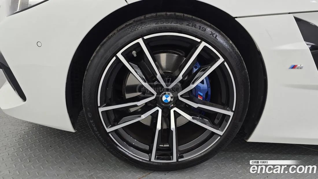 BMW Z4 2024 — миниатюра 5