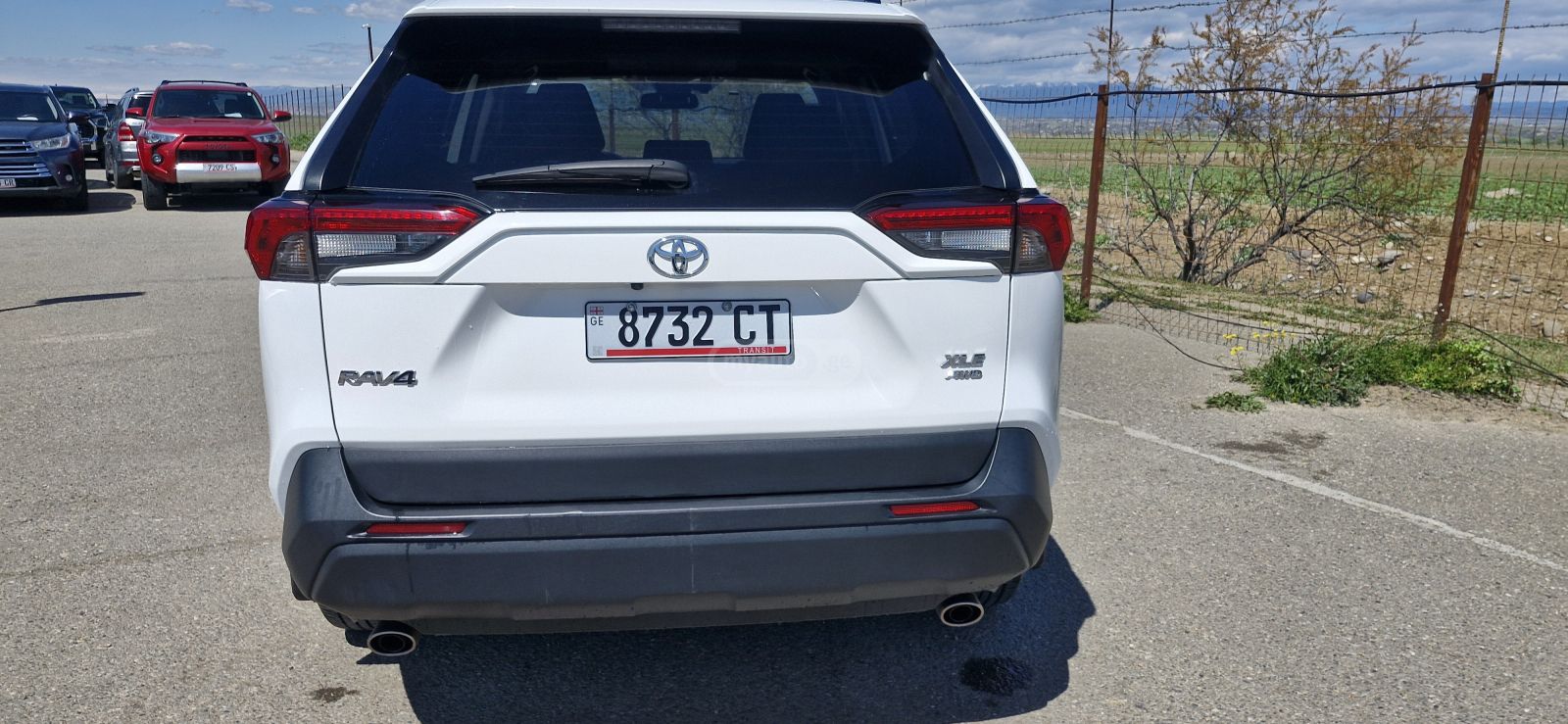 Toyota RAV 4 - фото 5