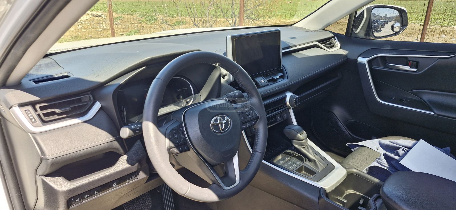 Toyota RAV 4 - фото 9