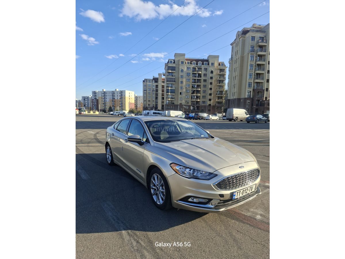 Ford Fusion - фото 2