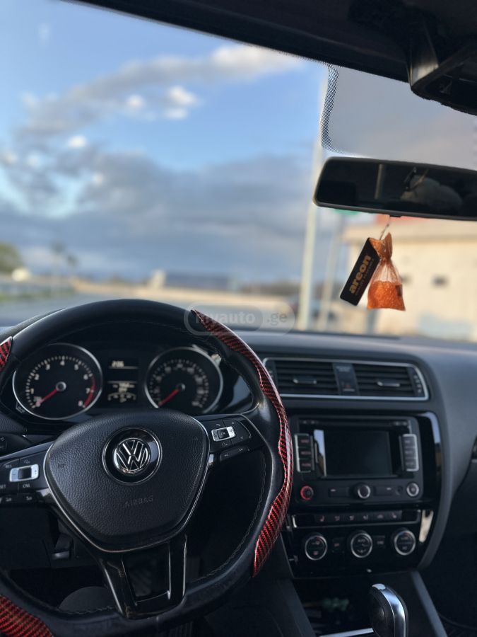 Volkswagen Jetta - фото 9