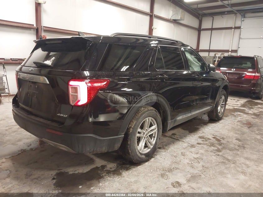 Ford Explorer - фото 4