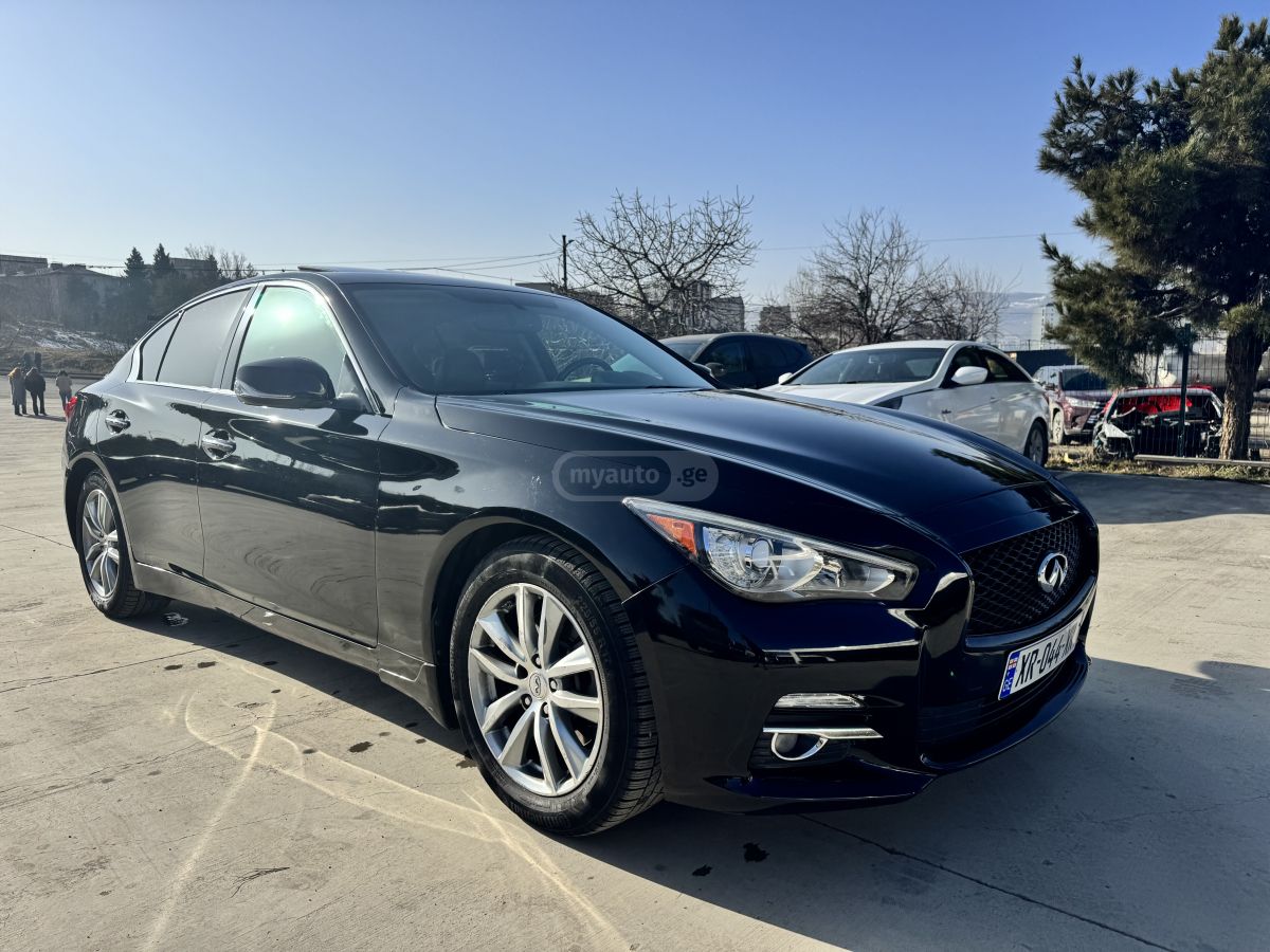 Infiniti Q 50 - фото 1