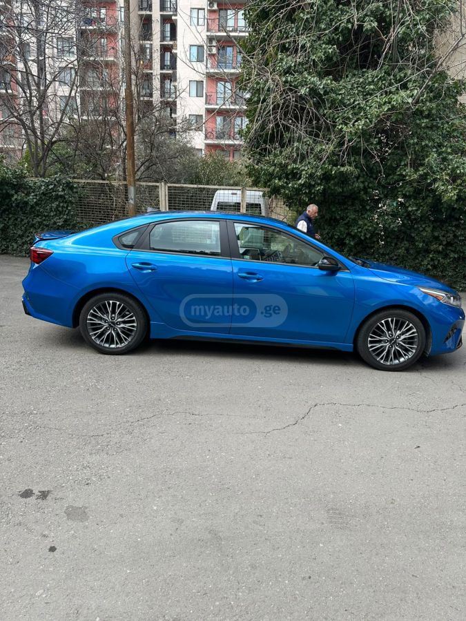 Kia Forte - фото 4