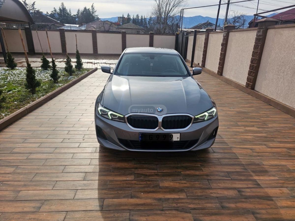 BMW 318 - фото 1