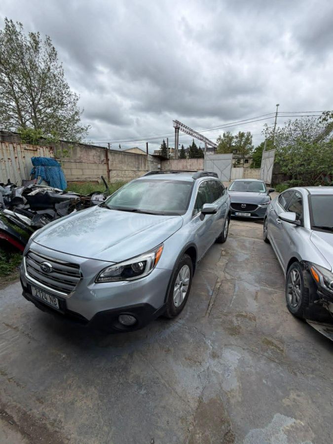 Subaru Outback - фото 3