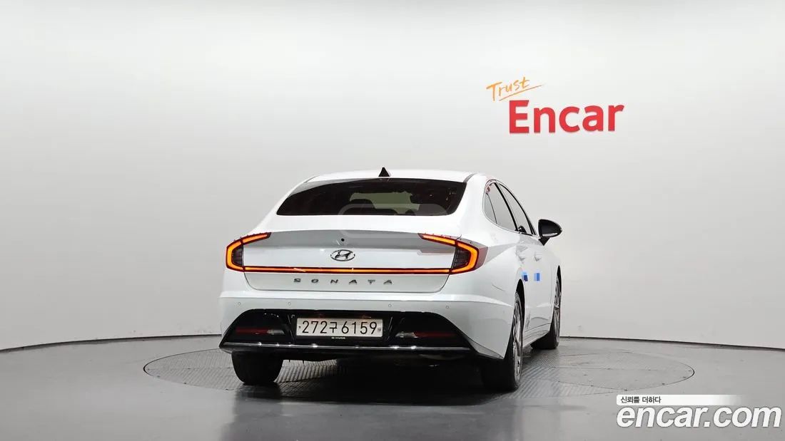 Hyundai Sonata - фото 4