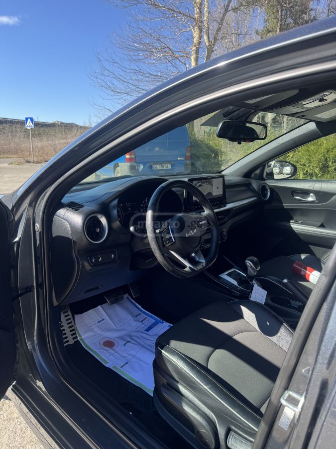 Kia Forte - фото 8