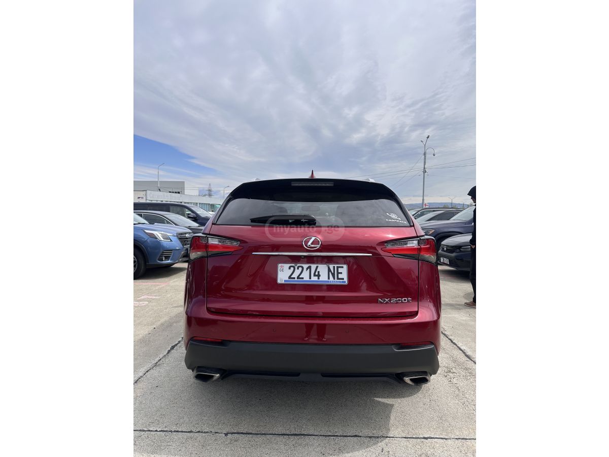 Lexus NX 200 - фото 12