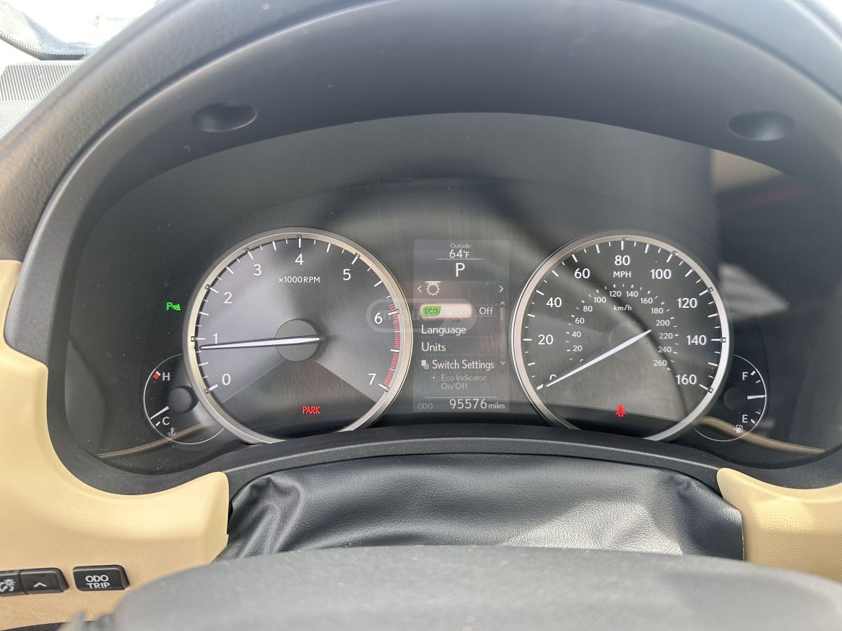 Lexus NX 200 - фото 7