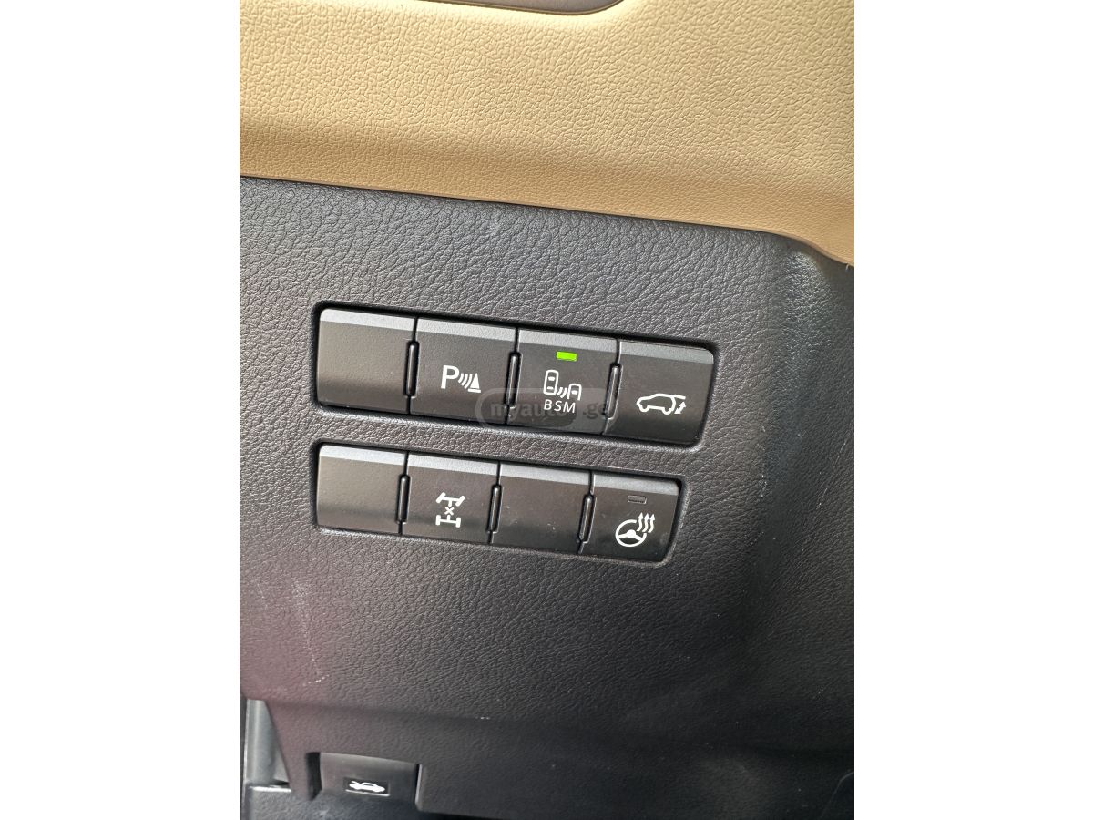 Lexus NX 200 - фото 8