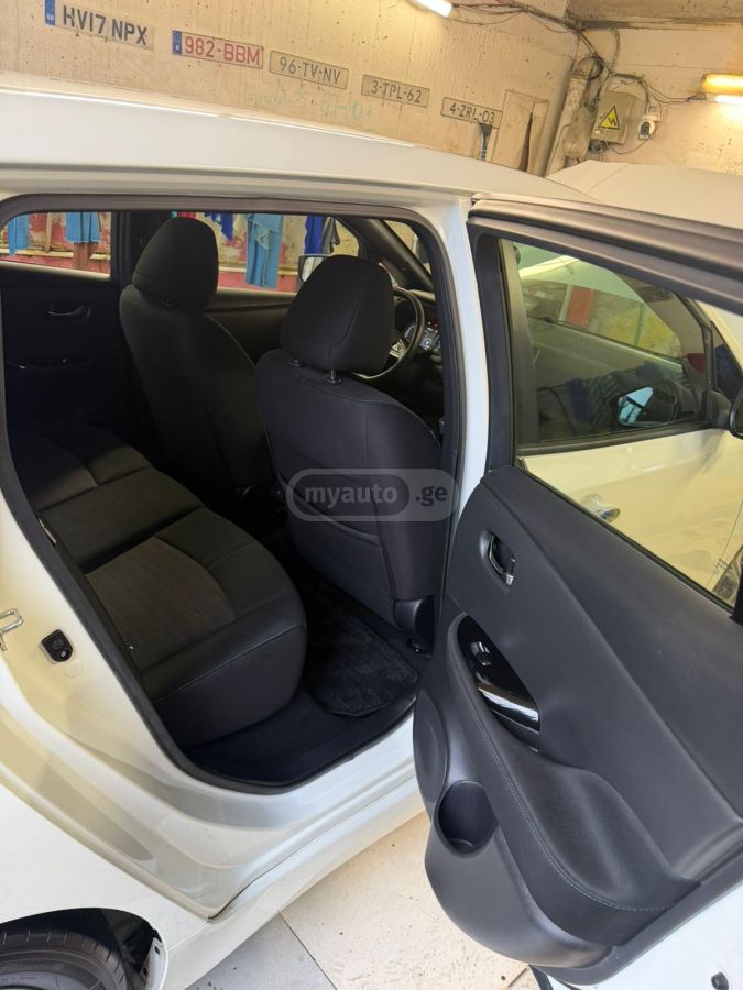 Nissan Leaf - фото 13