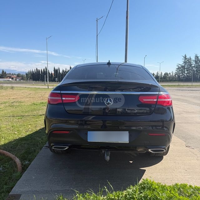 Mercedes-Benz GLE 350 - фото 4