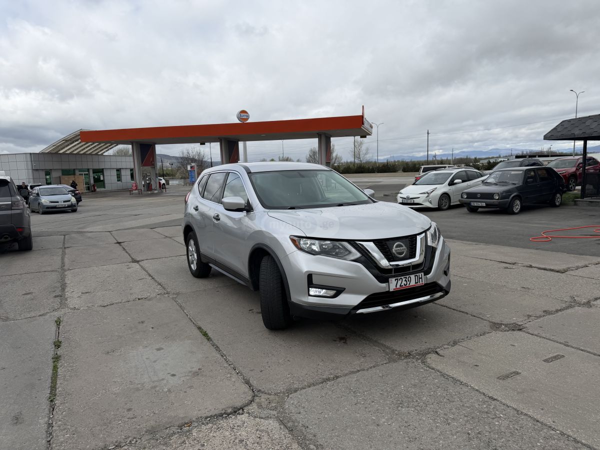 Nissan Rogue - фото 2