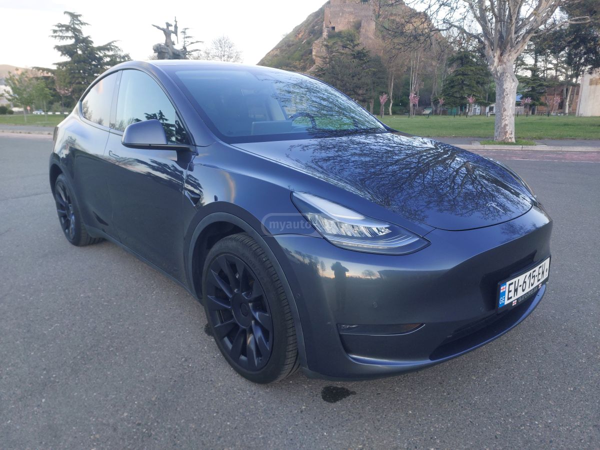 Tesla Model Y - фото 5