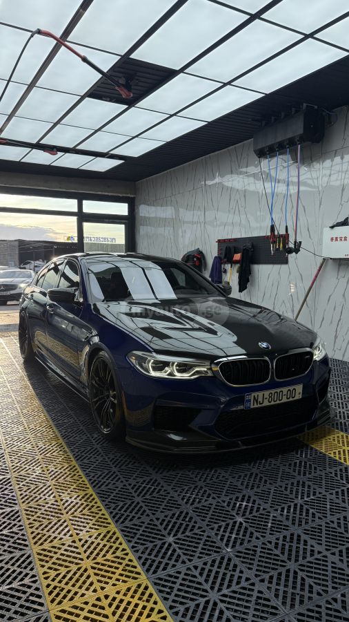 BMW M5 - фото 7