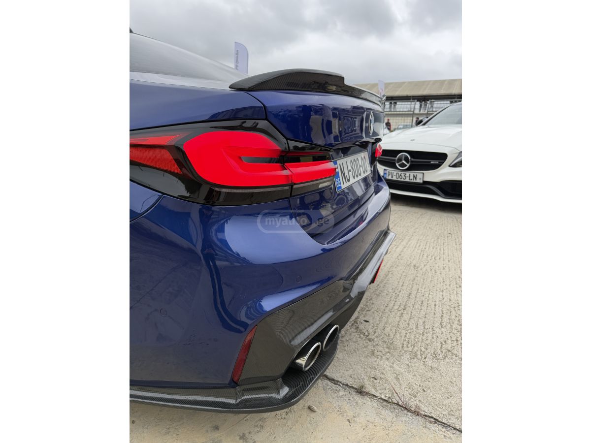 BMW M5 - фото 9