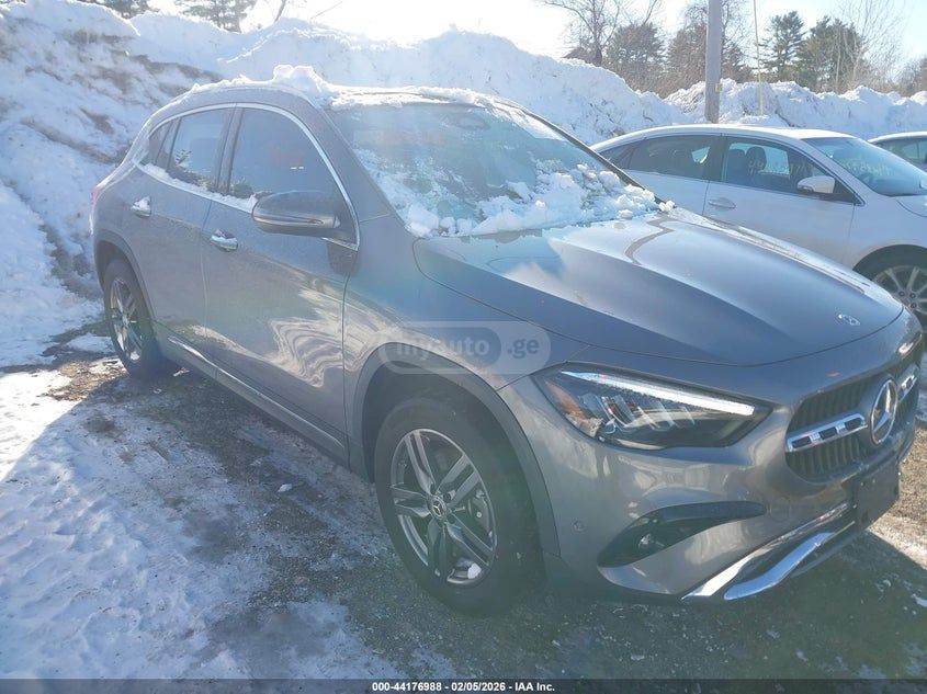 Mercedes-Benz GLA 250 - фото 11