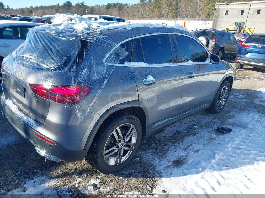 Mercedes-Benz GLA 250 - фото 3