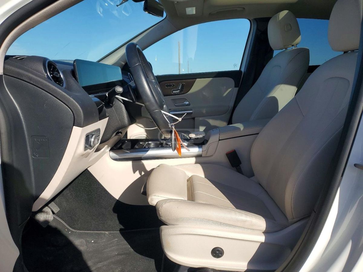 Mercedes-Benz GLA 250 - фото 7