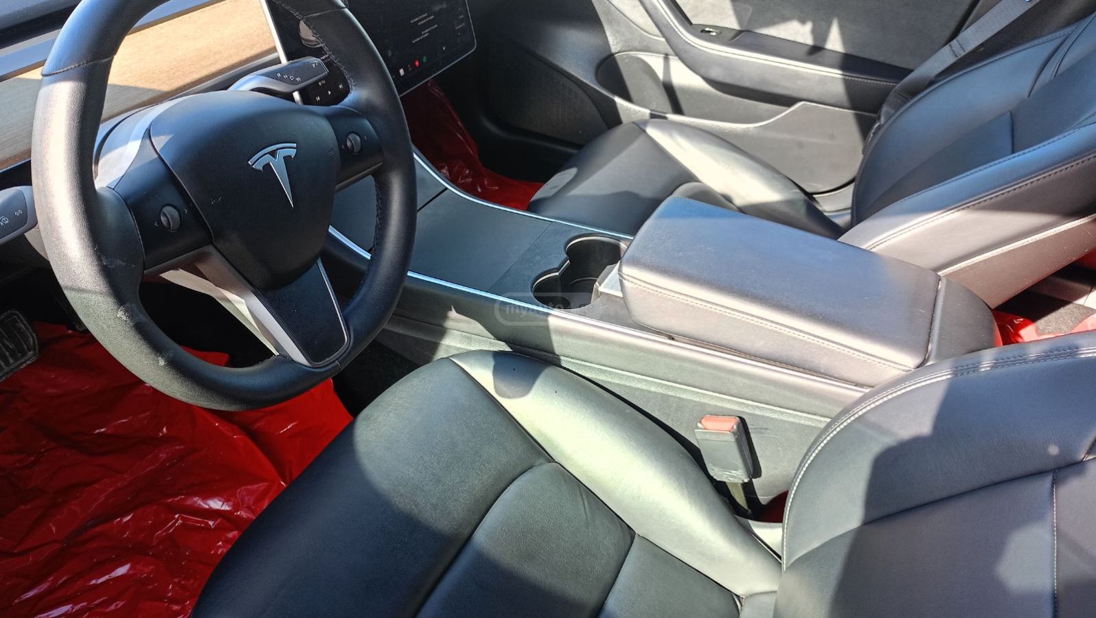 Tesla Model 3 - фото 11
