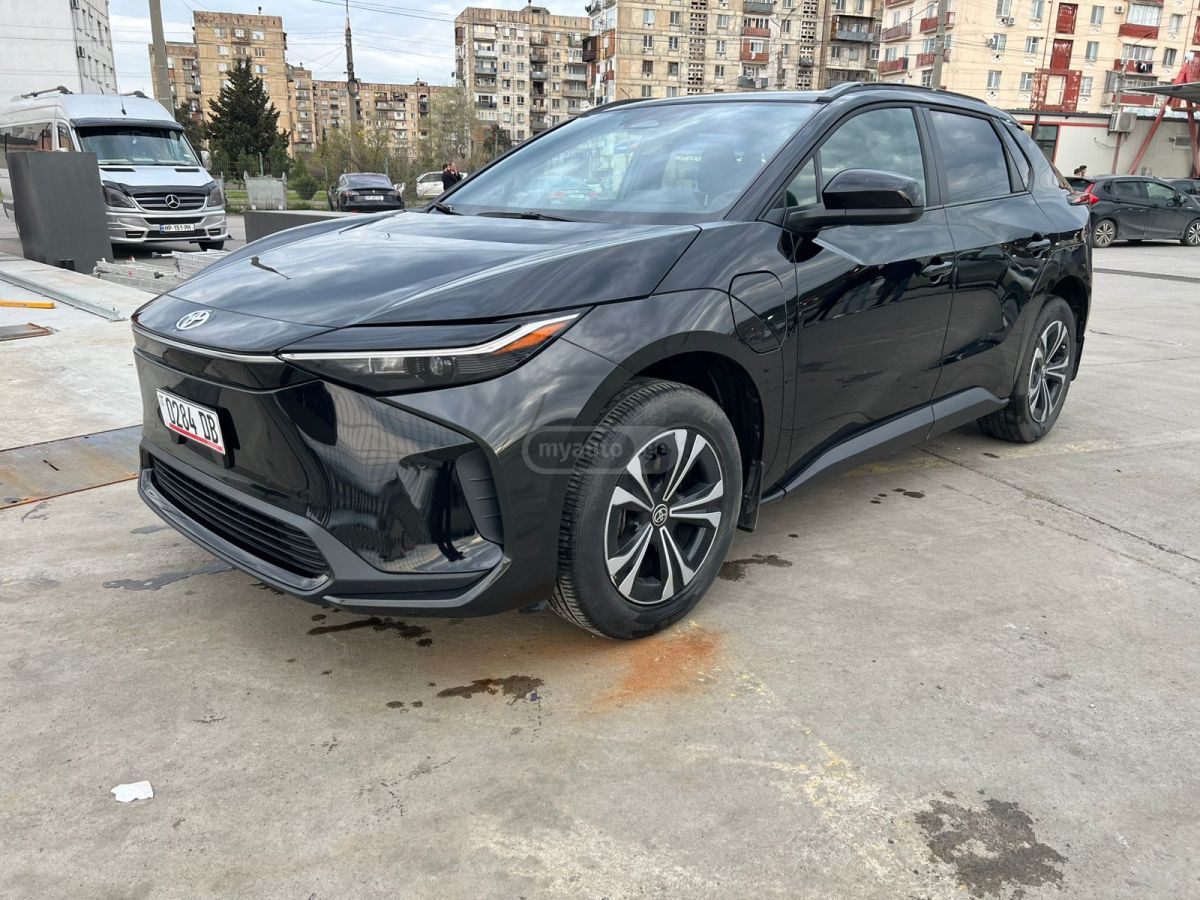 Toyota bZ4X 2024 — миниатюра 1