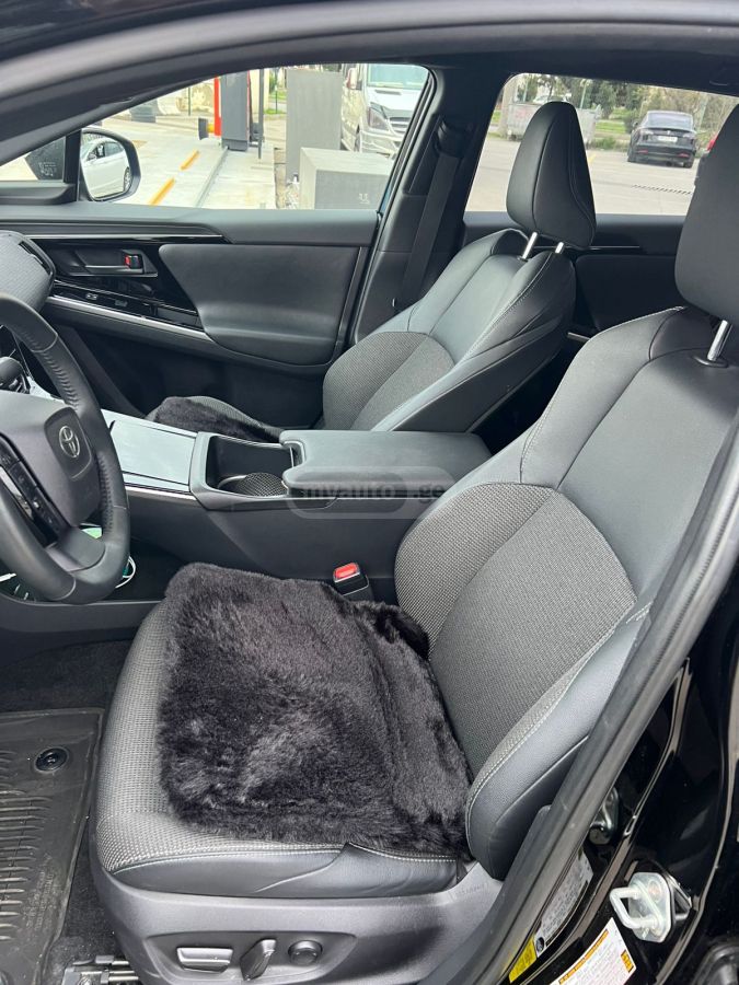 Toyota bZ4X 2024 — миниатюра 10