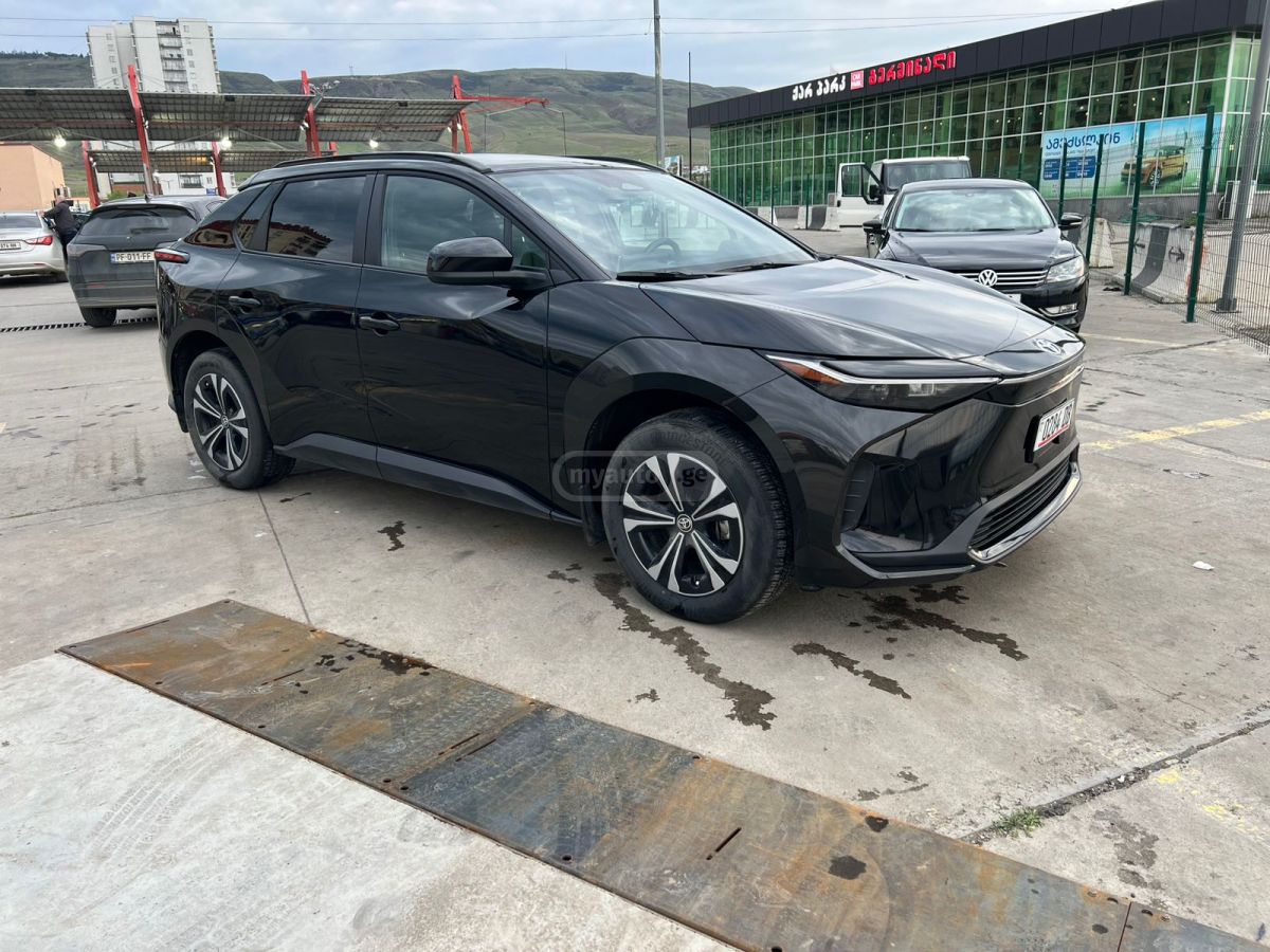 Toyota bZ4X 2024 — миниатюра 7