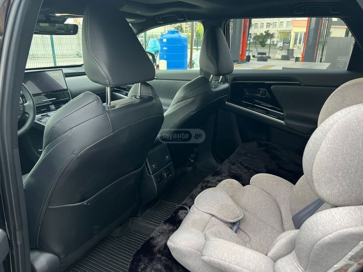 Toyota bZ4X 2024 — миниатюра 8