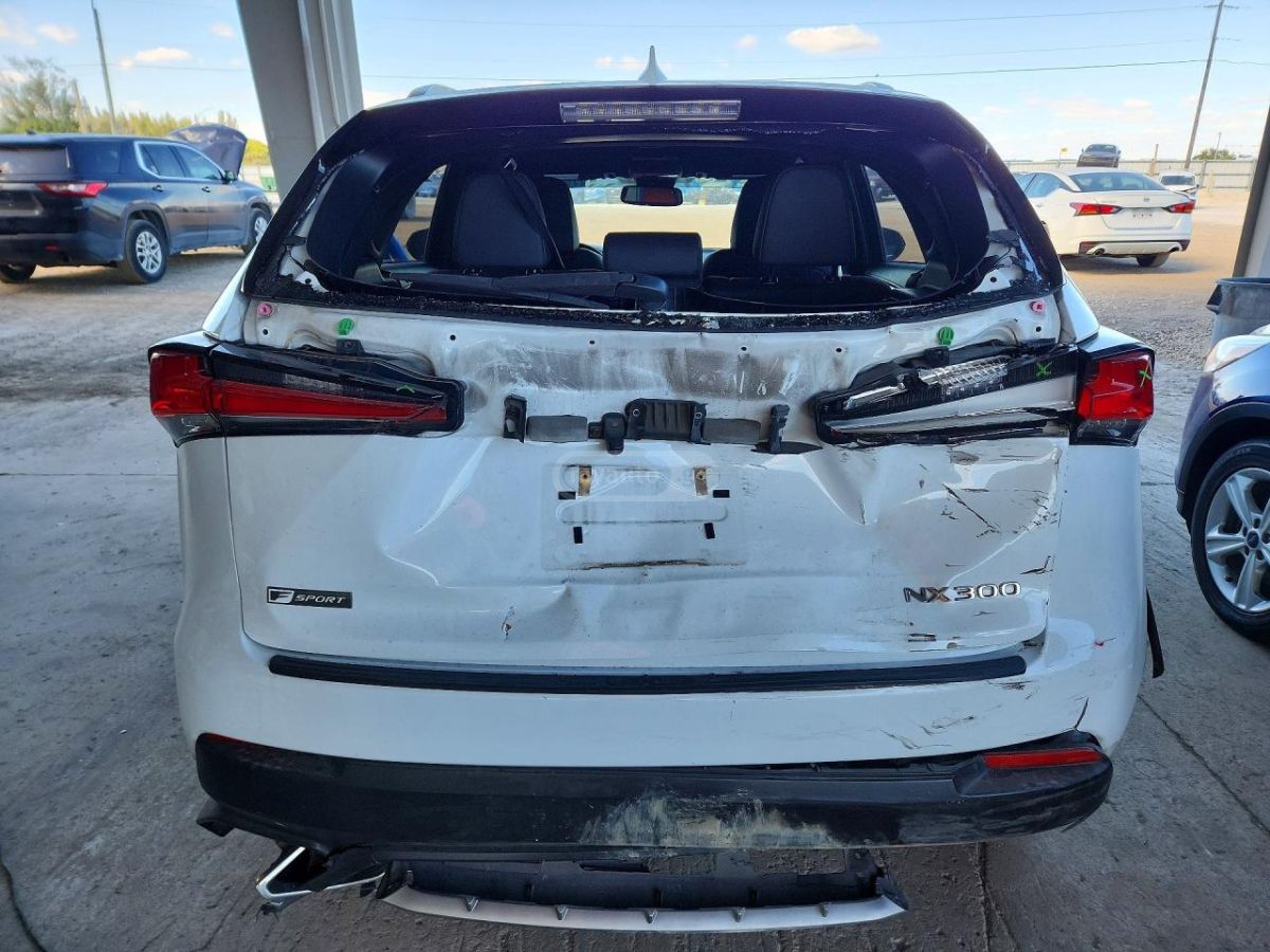 Lexus NX 300 - фото 6