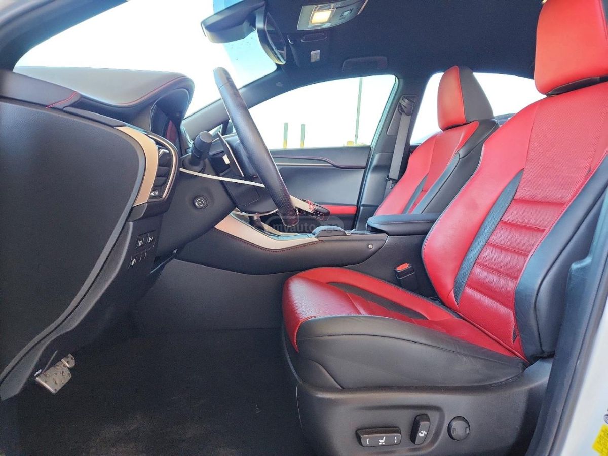 Lexus NX 300 - фото 7