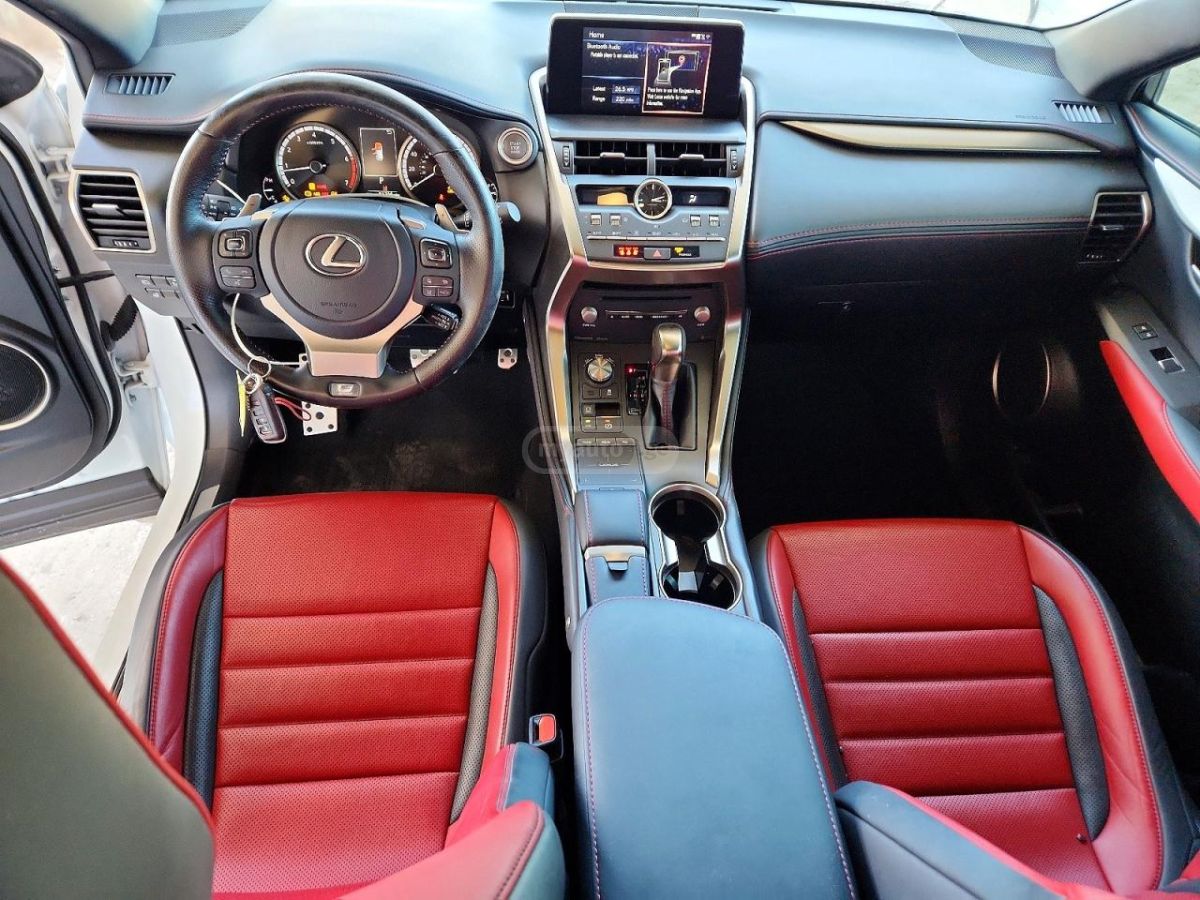 Lexus NX 300 - фото 8