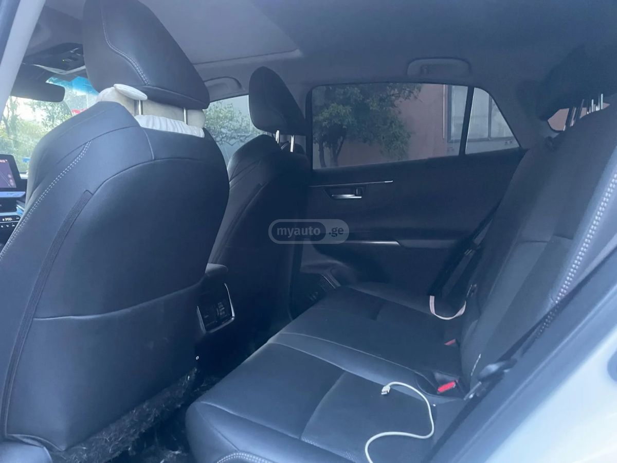 Toyota Venza - фото 5