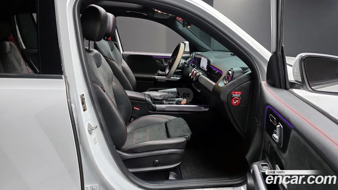 Mercedes-Benz GLB 35 AMG - фото 10